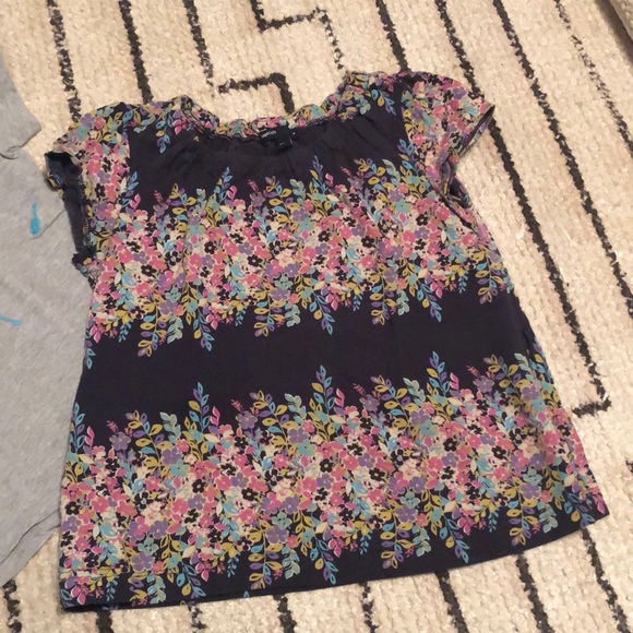 Gap Kids bundle of 2 tops - Picture 2 of 6